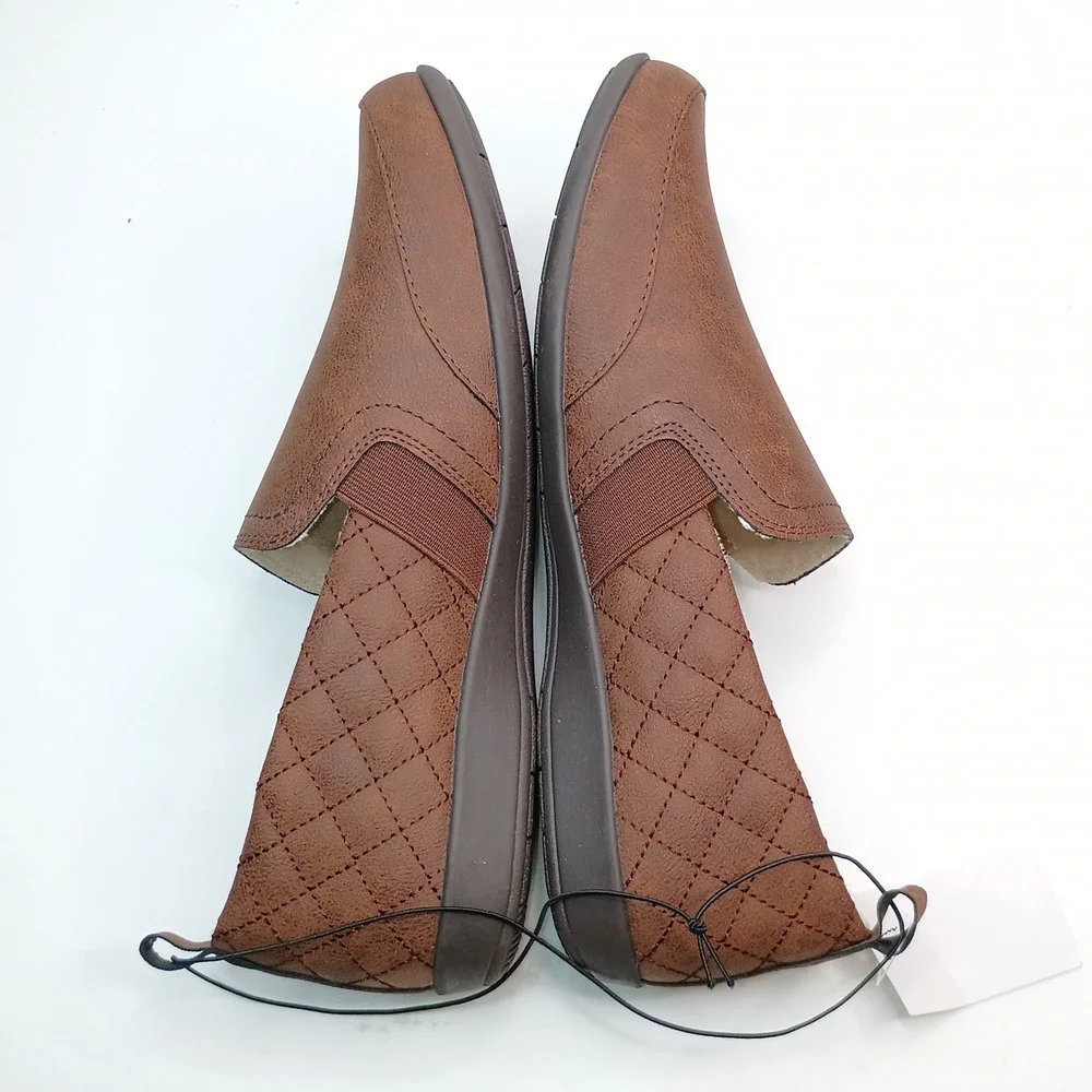 J Sport Lisa Slip On Women Size‎ 11 Brown Quilted Memory Foam Loafer